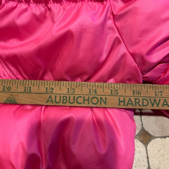 Old Navy Bright Pink Kids Puffer Jacket - Picture 6 of 13